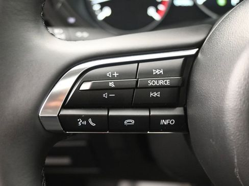 Used 2025 MAZDA MAZDA3 s FWD image 19