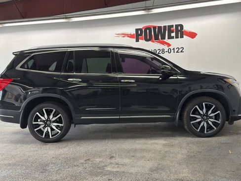 Used 2019 Honda Pilot Touring image 2