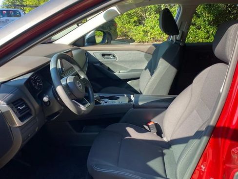 Used 2023 Nissan Rogue S FWD image 11
