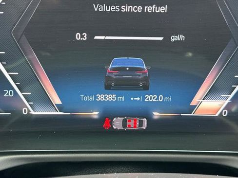 Used 2023 BMW 330i Sedan w/ Convenience Package image 24