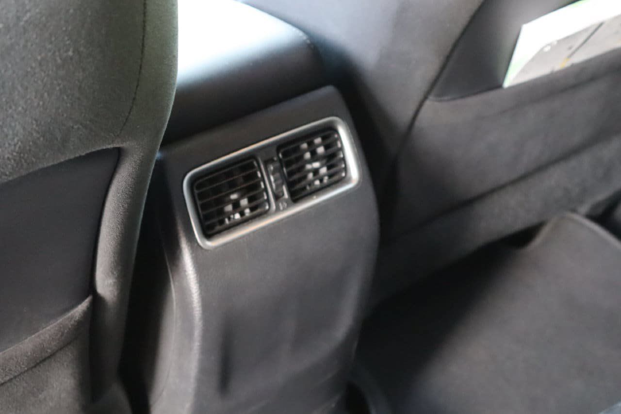 Used 2015 Nissan Altima 2.5 SV w/ Convenience Package FWD image 18