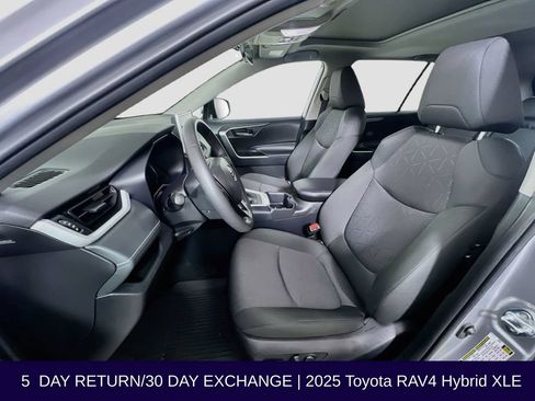 Used 2025 Toyota RAV4 XLE w/ Convenience Package AWD/4WD image 13