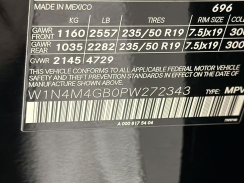 Used 2023 Mercedes-Benz GLB 250 image 23