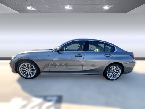 Certified 2023 BMW 330i Sedan w/ Convenience Package RWD image 2