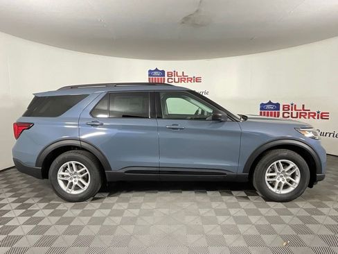 New 2026 Ford Explorer Active RWD image 2