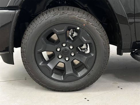 New 2025 RAM 1500 Big Horn image 36