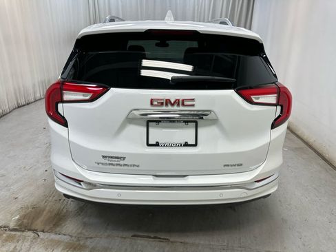 Used 2023 GMC Terrain Denali AWD/4WD image 9