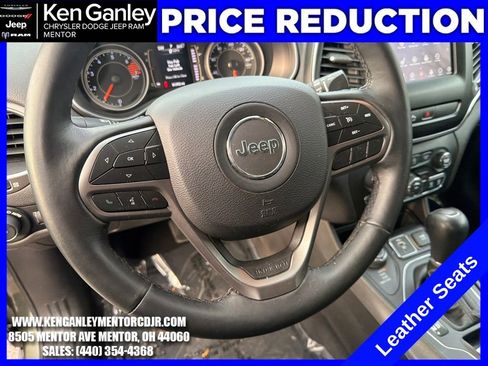 Used 2019 Jeep Cherokee Latitude Plus w/ Cold Weather Group image 13