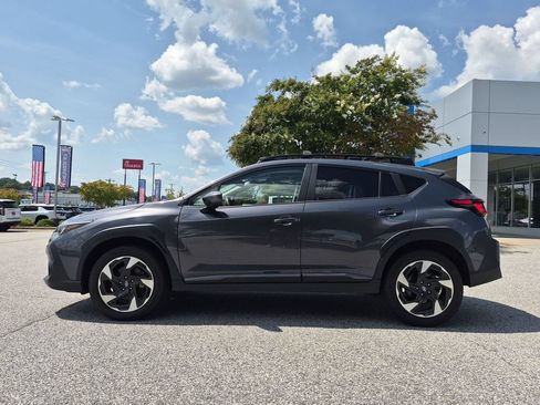Used 2024 Subaru Crosstrek 2.5i Limited w/ Crosstrek Mirror Package AWD/4WD image 6