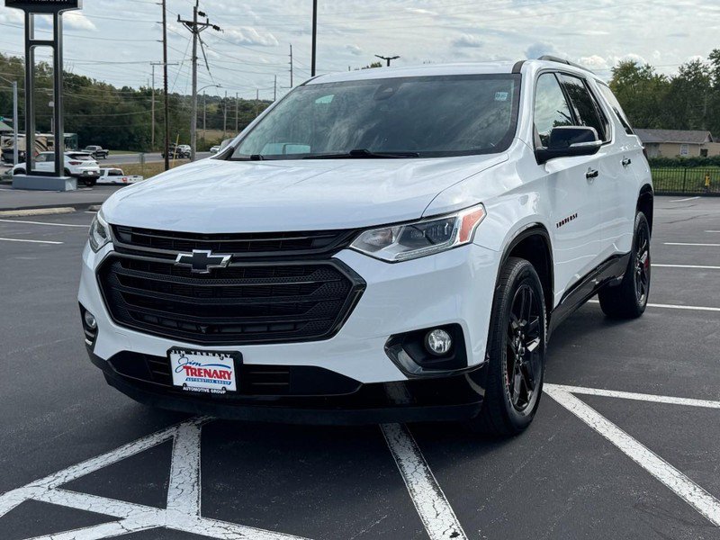 Used 2021 Chevrolet Traverse Premier w/ Redline Edition AWD/4WD image 8