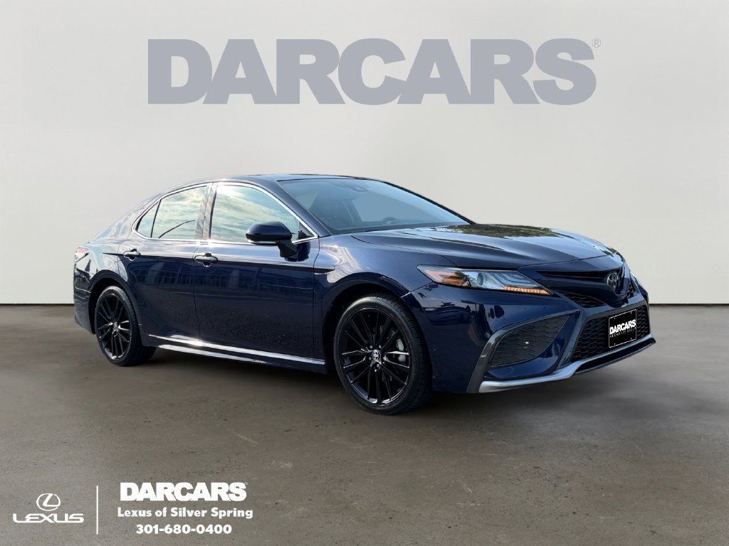 Used 2022 Toyota Camry XSE FWD image 1
