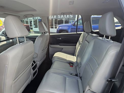 Used 2017 Honda Pilot EX-L image 11