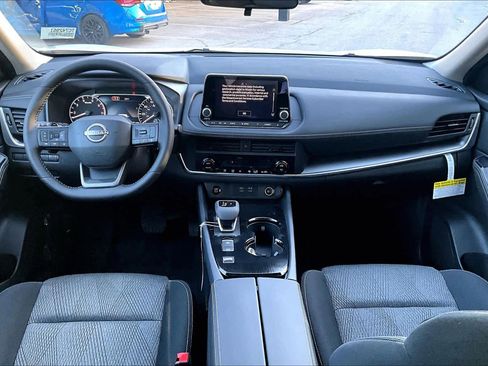 New 2026 Nissan Rogue SV image 5