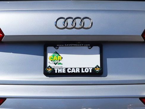 Used 2019 Audi SQ5 Premium Plus w/ Premium Plus Package image 21