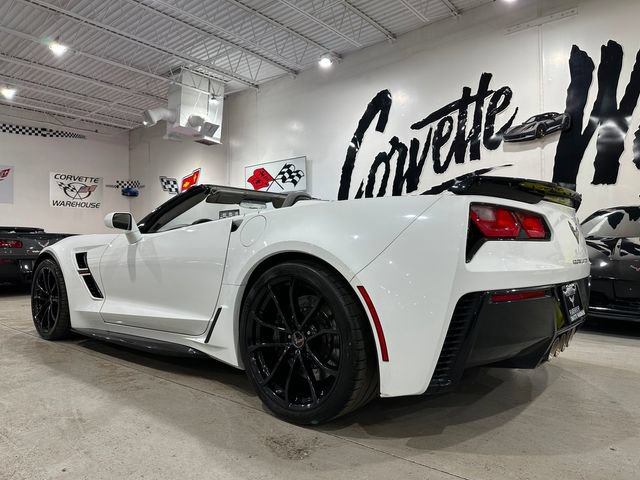 Used 2017 Chevrolet Corvette Grand Sport RWD image 3