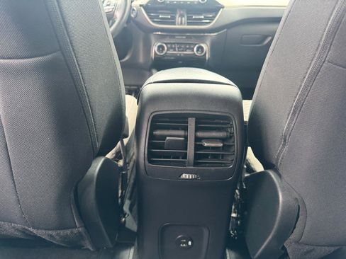 Used 2022 Ford Escape SE w/ Convenience Package FWD image 14
