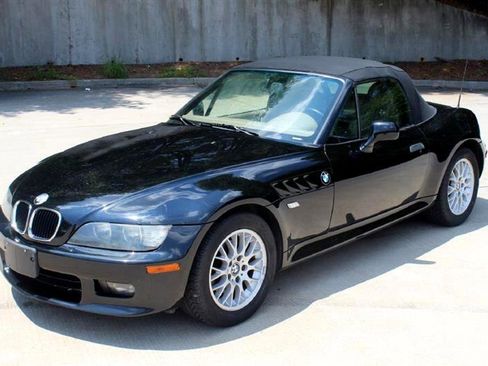 Used 2002 BMW Z3 2.5i image 8