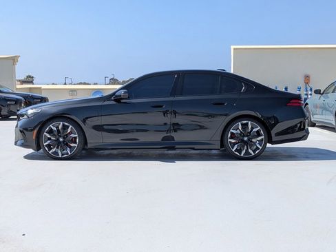 Used 2026 BMW 550e xDrive image 7