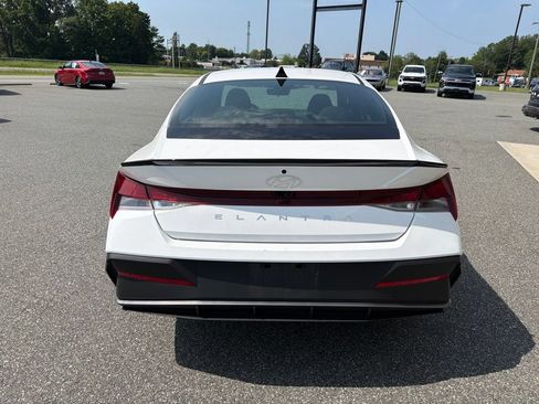Used 2026 Hyundai Elantra Sport FWD image 8