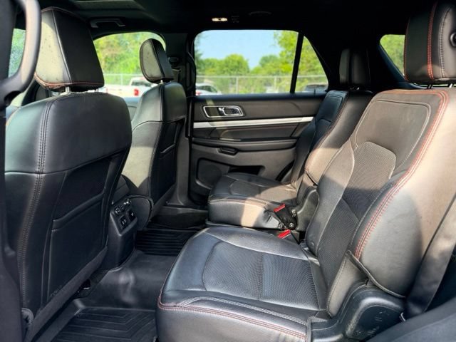 Used 2018 Ford Explorer Sport w/ Equipment Group 401A AWD/4WD image 26