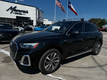 Used 2024 Audi Q5 2.0T Premium w/ Convenience Package
