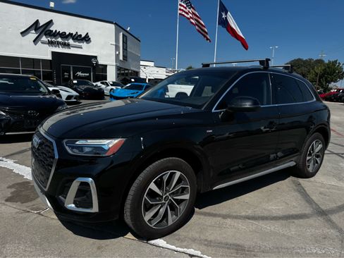 Used 2024 Audi Q5 2.0T Premium w/ Convenience Package AWD/4WD image 1