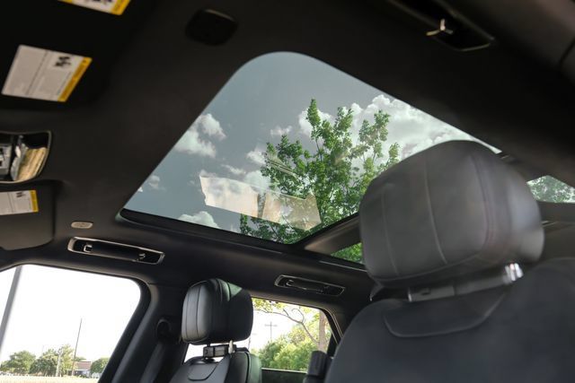 New 2026 Land Rover Range Rover Sport Dynamic SE AWD/4WD image 5