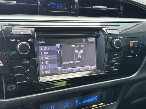 Used 2014 Toyota Corolla S FWD image 12