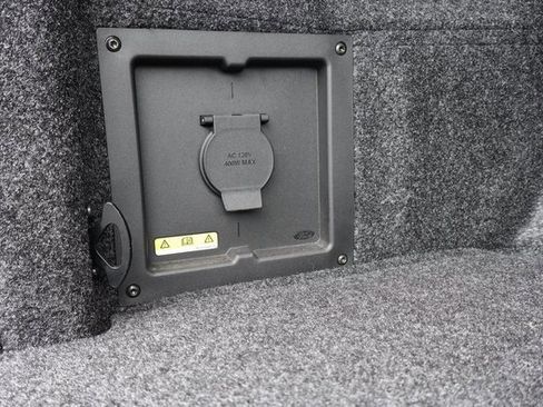 New 2025 Ford F150 Lariat w/ Equipment Group 502A High image 21