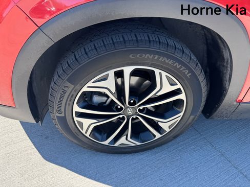 Used 2019 Hyundai Santa Fe Limited FWD image 8