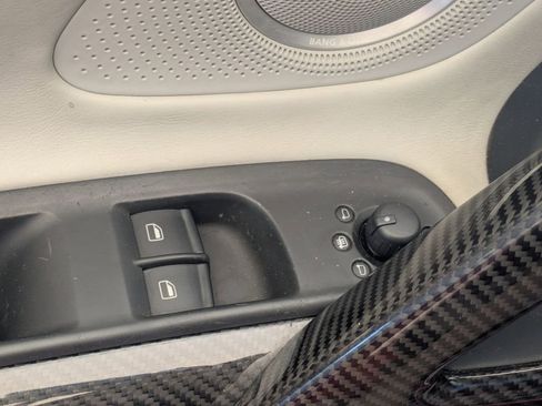 Used 2011 Audi R8 V10 AWD/4WD image 18