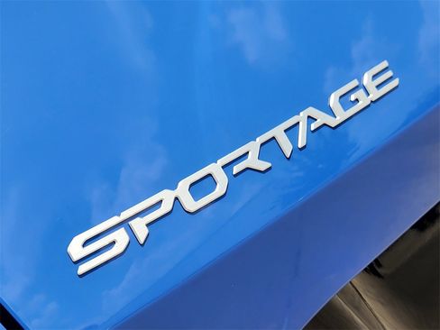 New 2026 Kia Sportage SX image 8