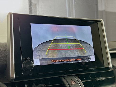 Used 2024 Toyota RAV4 XLE image 23