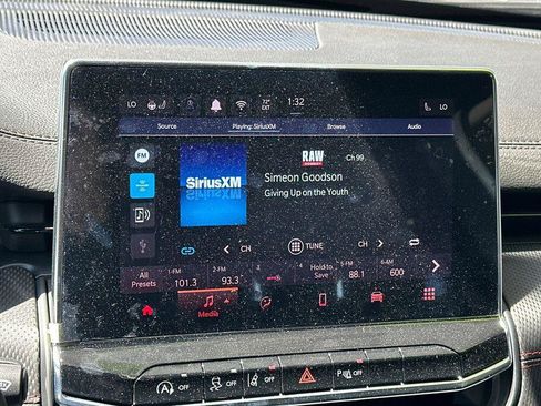 New 2026 Jeep Compass Trailhawk AWD/4WD image 18