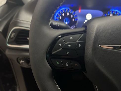 New 2026 Chrysler Pacifica Limited w/ S Appearance Package image 16