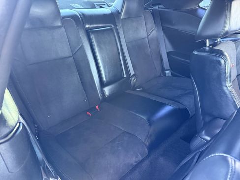 Used 2015 Dodge Challenger R/T Plus image 22