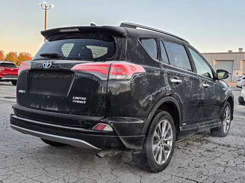 Used 2017 Toyota RAV4 Limited w/ Advanced Technology Package image 6