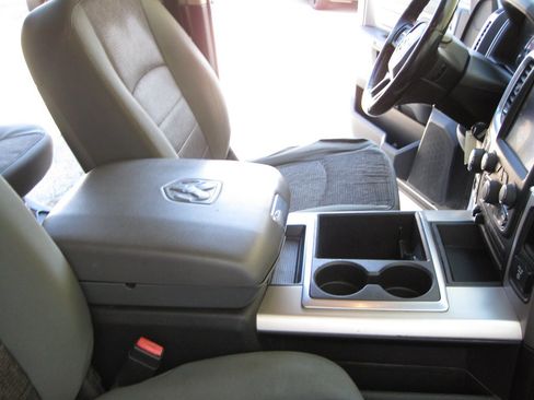 Used 2014 RAM 1500 Outdoorsman image 37