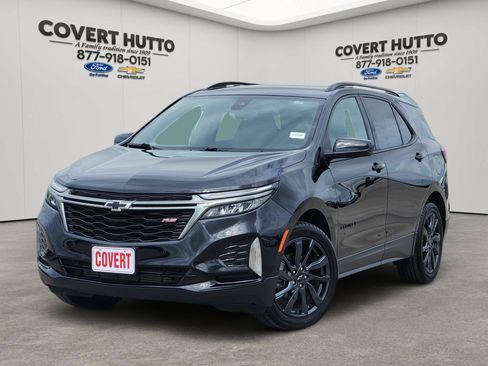 Used 2023 Chevrolet Equinox RS FWD image 1