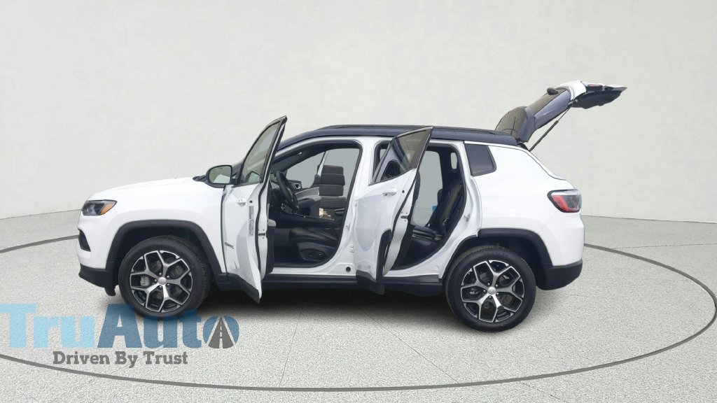 Used 2024 Jeep Compass Limited AWD/4WD image 13