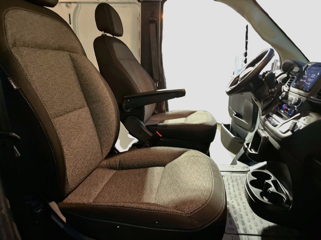 Used 2023 RAM ProMaster 2500 FWD image 25