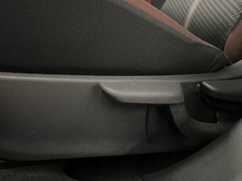 New 2025 Nissan Versa SR image 21