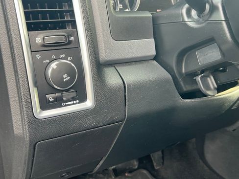 Used 2016 RAM 1500 Big Horn image 28