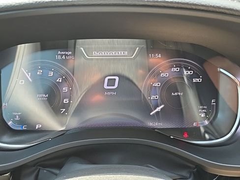 Used 2025 RAM 1500 Laramie AWD/4WD image 23