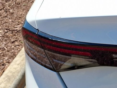 Used 2024 Honda Accord LX image 6