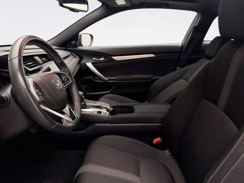Used 2019 Honda Civic EX image 9