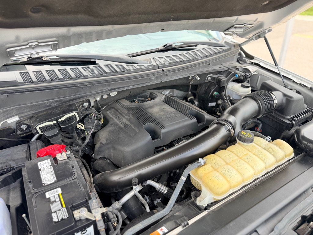 Used 2019 Ford Expedition Platinum AWD/4WD image 36