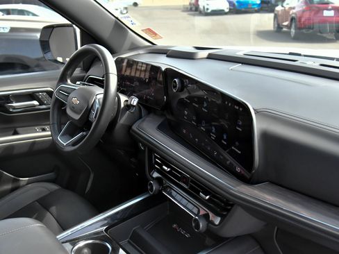 Used 2025 Chevrolet Tahoe LT AWD/4WD image 60