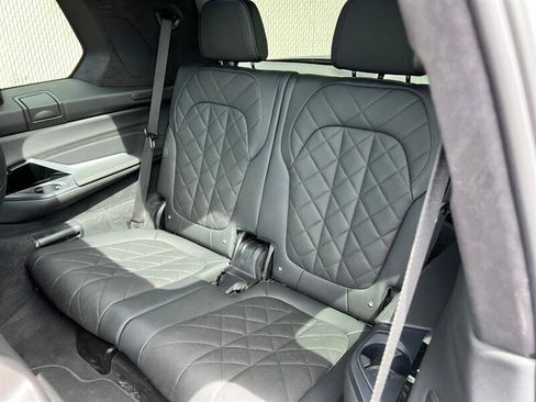 Used 2023 BMW X7 xDrive40i w/ Executive Package AWD/4WD image 26