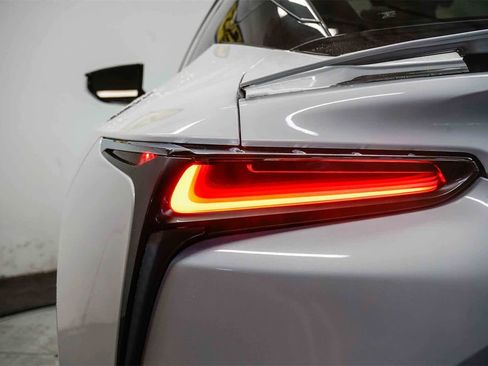 Used 2018 Lexus LC 500 Coupe image 9